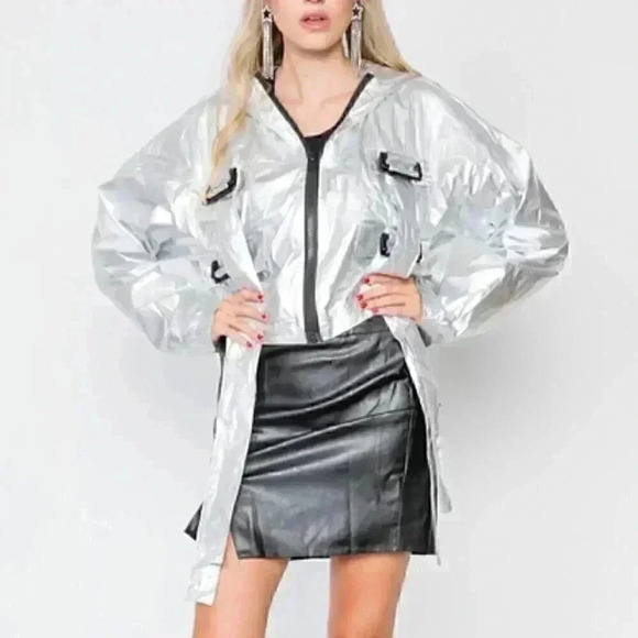 Stay on Trend! Silver is all over the streets! Silver Metallic Jacket - Picture 1 of 8